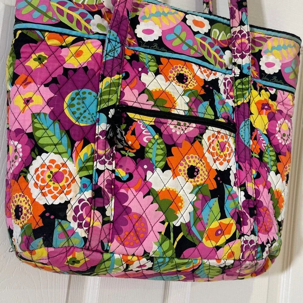 Vera Bradley Tutti Frutti Quilted Floral Vera Tote Bag Large Shoulder Bag